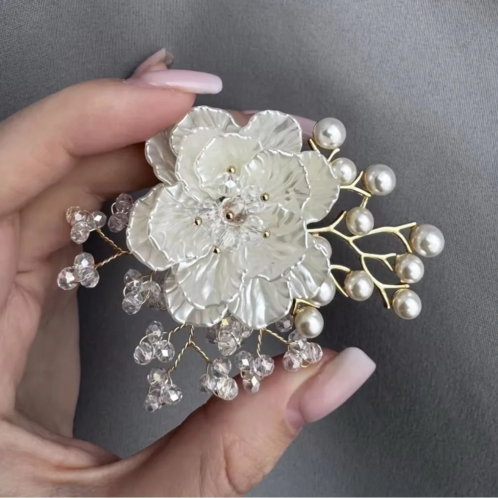 Elegant White Floral Pearl Brooch